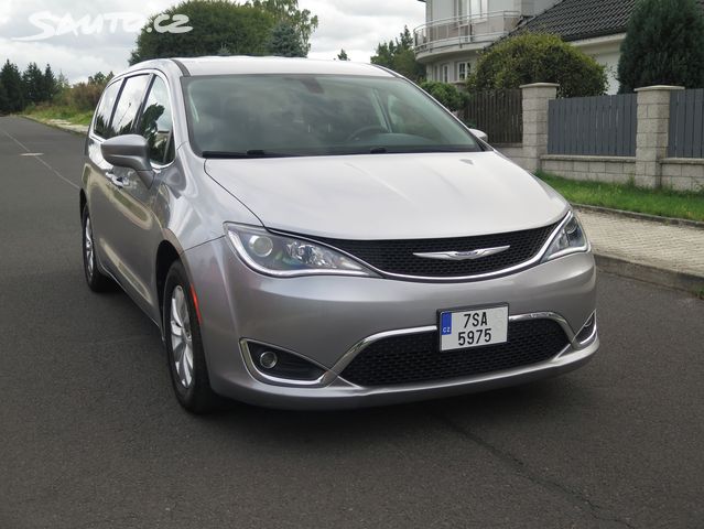 Chrysler Pacifica